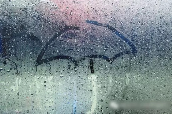 房間潮濕怎么辦！不僅會(huì)發(fā)霉還會(huì)導(dǎo)致甲醛超標(biāo)