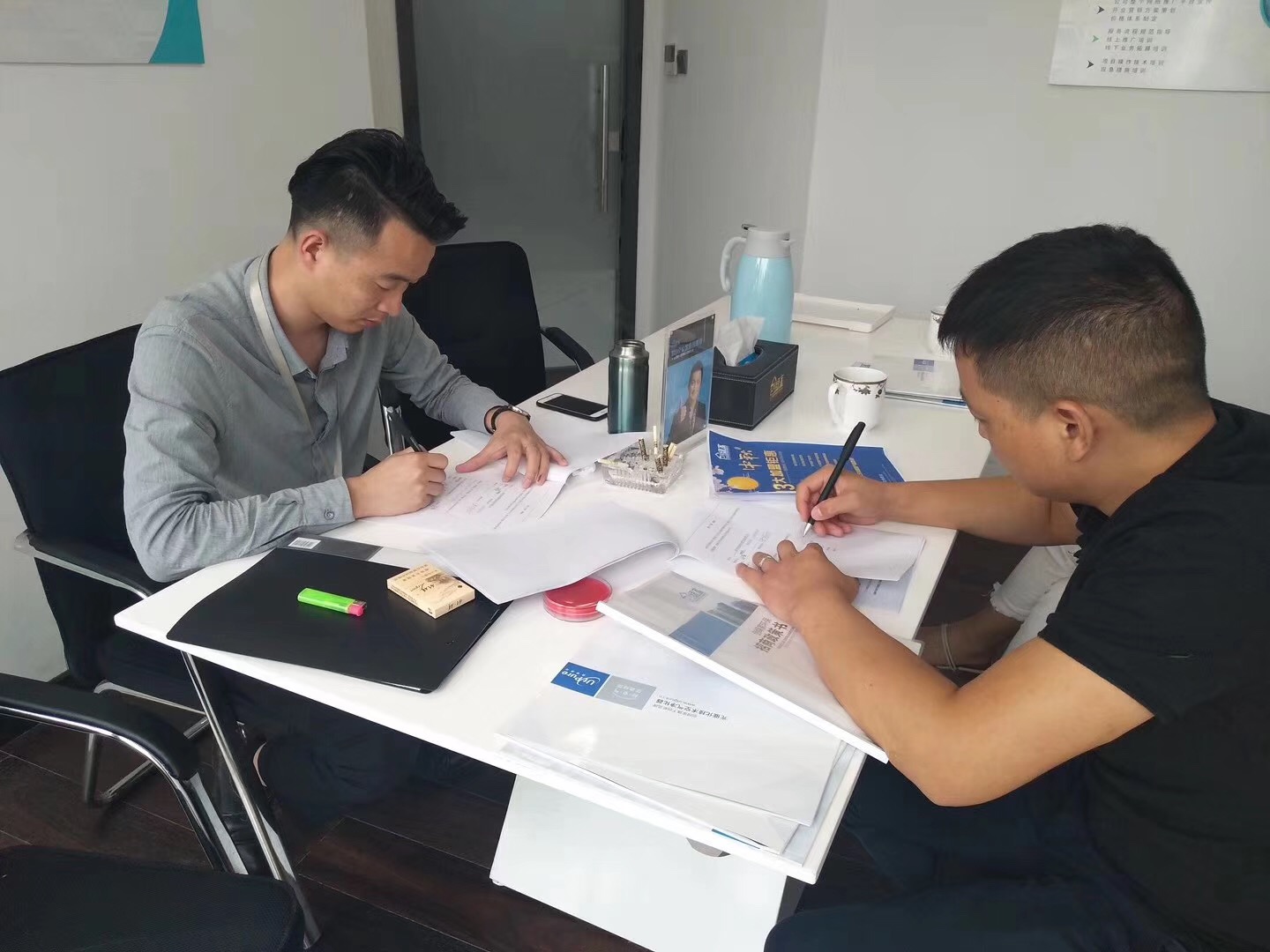 熱烈祝賀許總簽約創(chuàng)綠家荊州市區(qū)級代理！