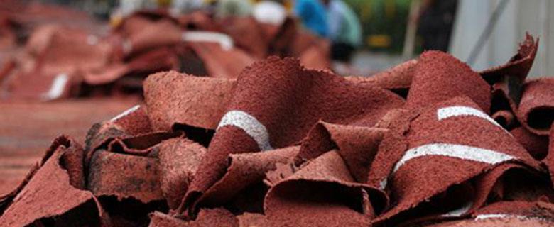 對“毒跑道”說不，中小學(xué)塑膠跑道出強(qiáng)制新國標(biāo)：甲醛不得高于0.4mg