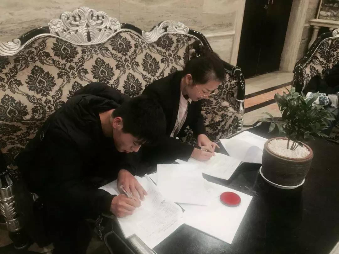 熱烈祝賀張總簽約創(chuàng)綠家江蘇省徐州市區(qū)級代理！