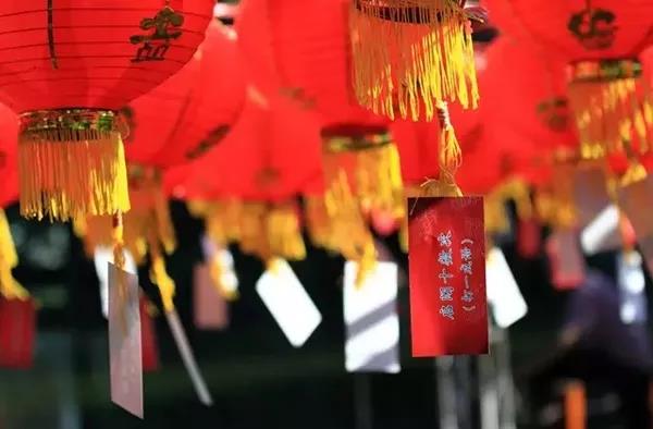 創(chuàng)綠家環(huán)保恭祝大家元宵快樂，幸福美滿！