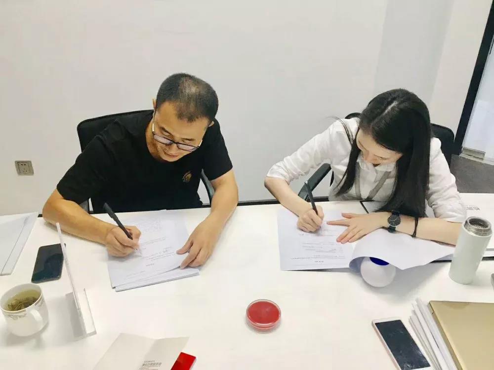 熱烈祝賀袁總簽約創(chuàng)綠家四川省涼山彝族自治州區(qū)級代理！